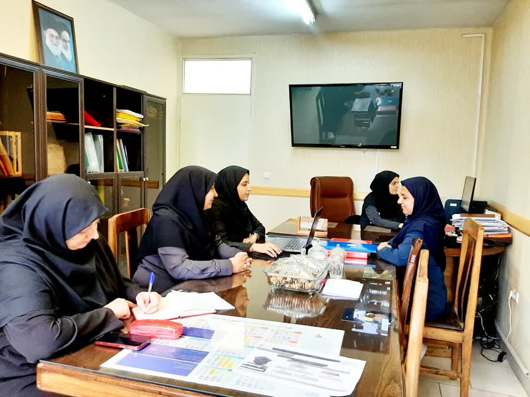 برگزاری کارگاه آشنایی با مقررات و فرایندهای دانش آموختگی در مقطع کارشناسی ارشد و دکتری: